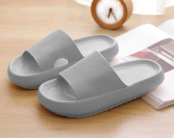 Best Quality Soft Home Couple Slippers