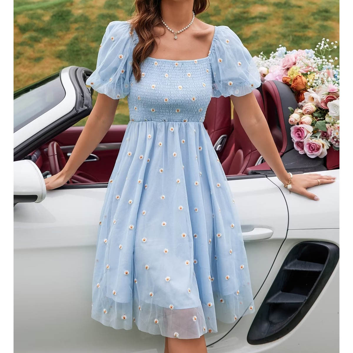 Mesh Embroidered Puff Sleeve Waist-tight Skirt Dress